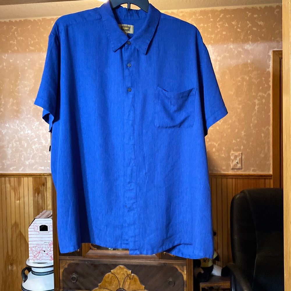 Men’s Short Sleeve Dress Shirt